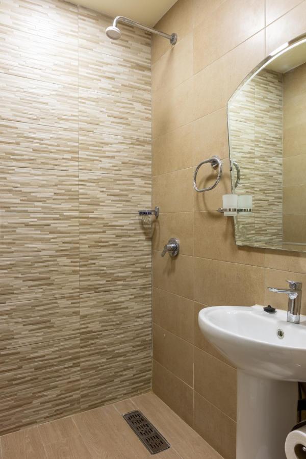 תפראוט Hotel Saint Antoine מראה חיצוני תמונה